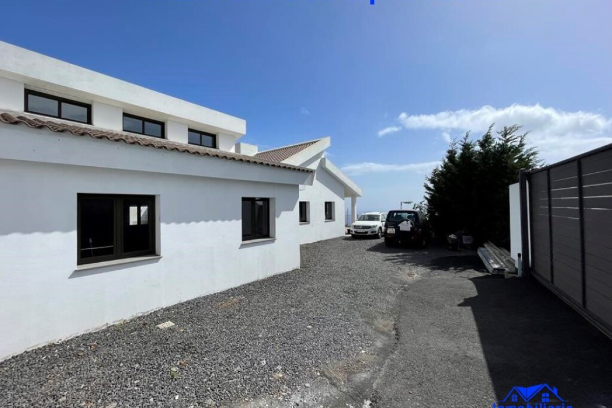 Casa-Chalet en Venta en Breña Alta Santa Cruz de Tenerife , Breña Alta
photo 2
