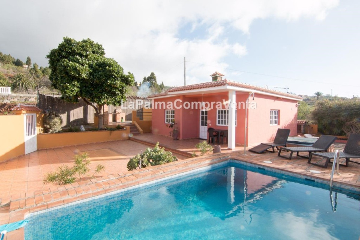 Casa-Chalet en Venta en Puntagorda Santa Cruz de Tenerife , Puntagorda
photo 1