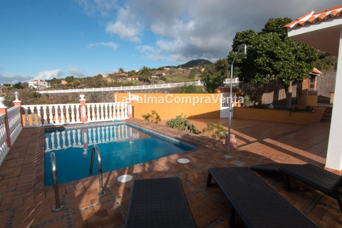 Casa-Chalet en Venta en Puntagorda Santa Cruz de Tenerife , Puntagorda
photo 4