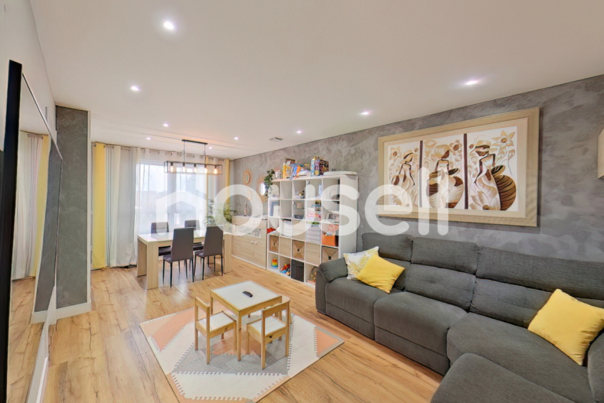 Piso en venta de 116 m² Calle Melendro, 47014 Valladolid, Valladolid
 photo 2