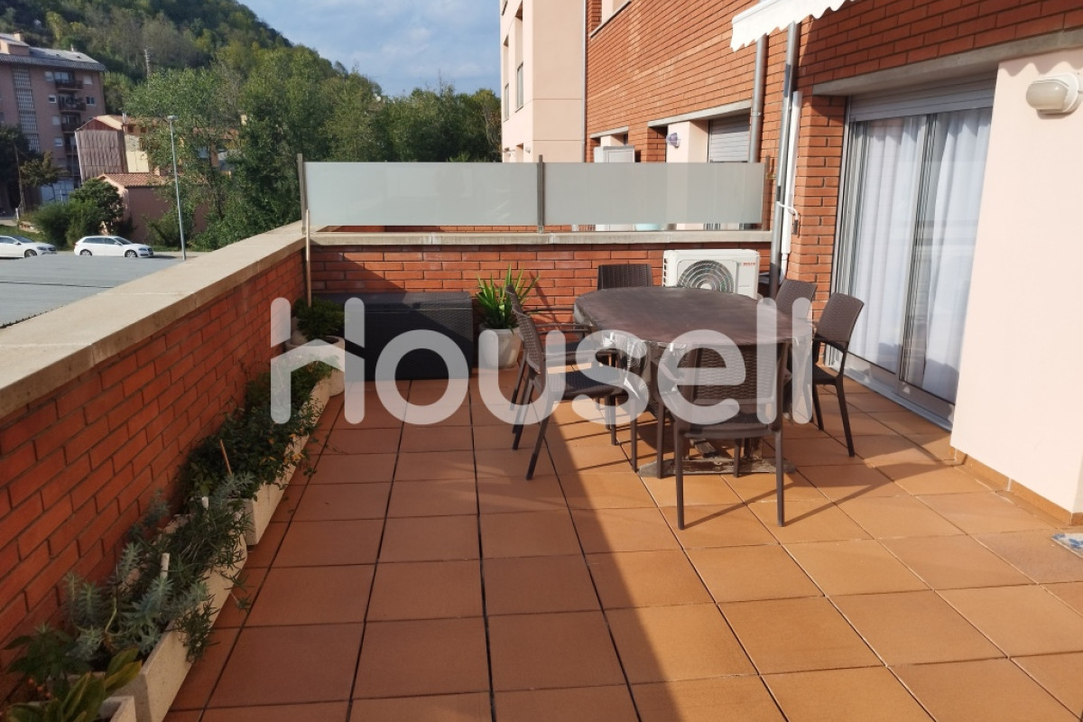 Piso en venta de 110 m² Calle Compositor Prat Forga, 17800 Olot (Girona), Olot
photo 1