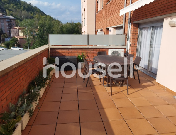 Piso en venta en , Olot photo 1