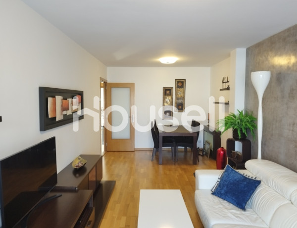 Piso en venta en , Olot photo 4