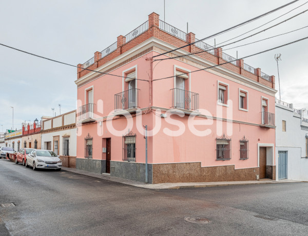 Chalet independiente en venta en , Carmona photo 1