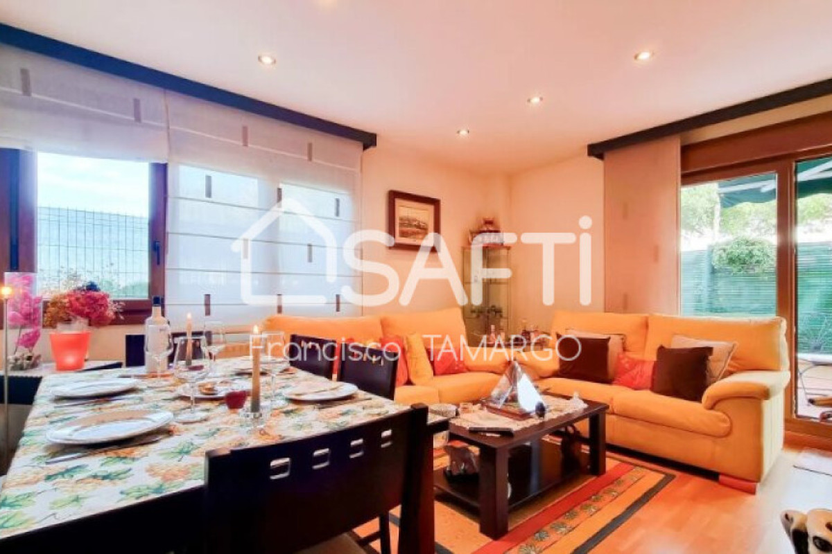 Tu Oasis de Tranquilidad con Terraza Soleada: 2 Habitaciones, 2 Baños y Espacio Extraordinario., Хихон
 photo 2