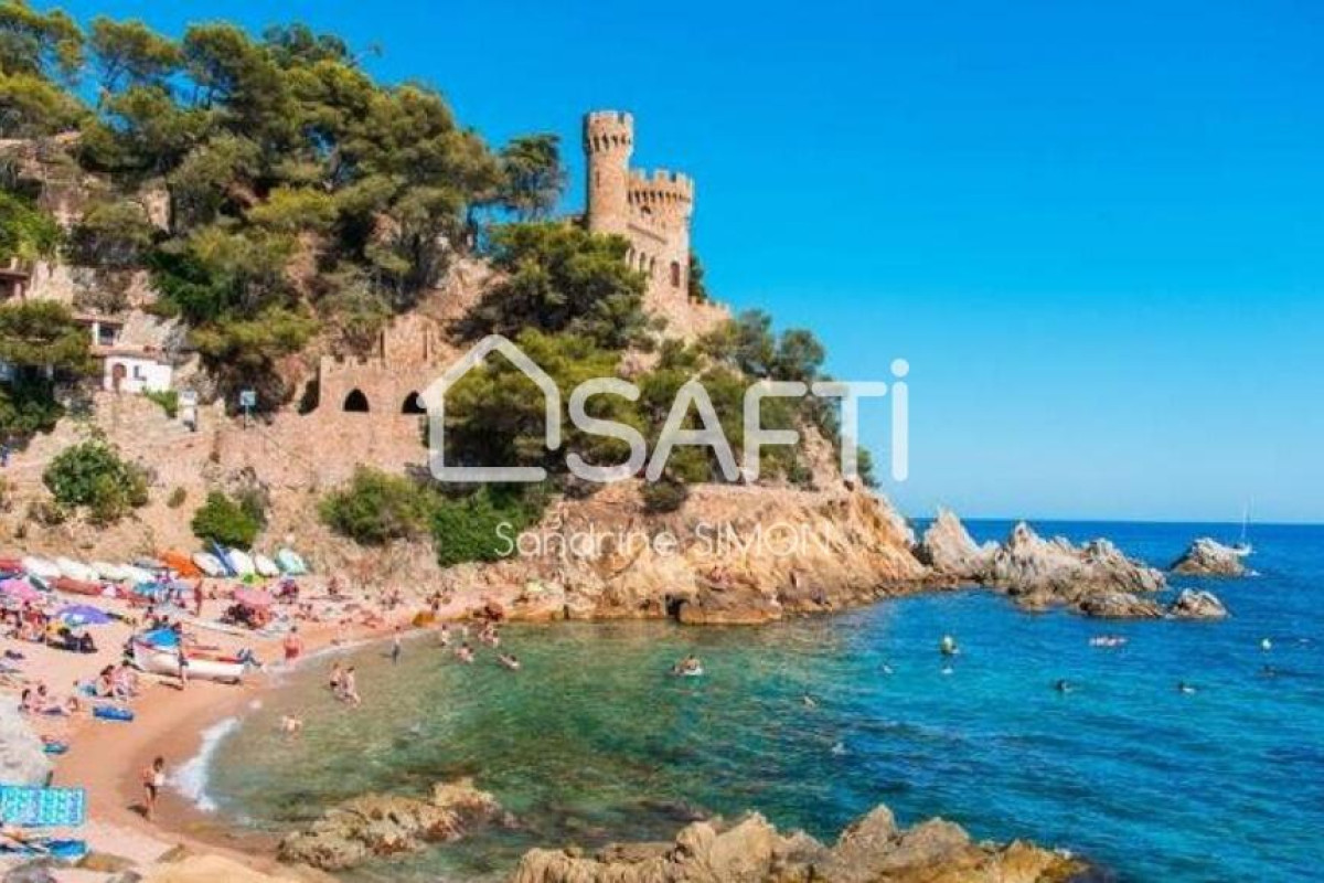 CASA CON 2 VIVIENDAS PISCINA GARAJE, Lloret de Mar
photo 1