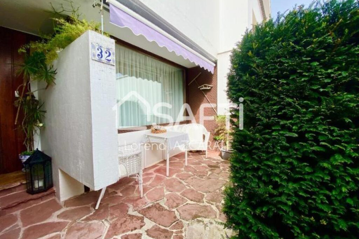 Venta de chalet adosado en , Donostia-San Sebastian photo 4