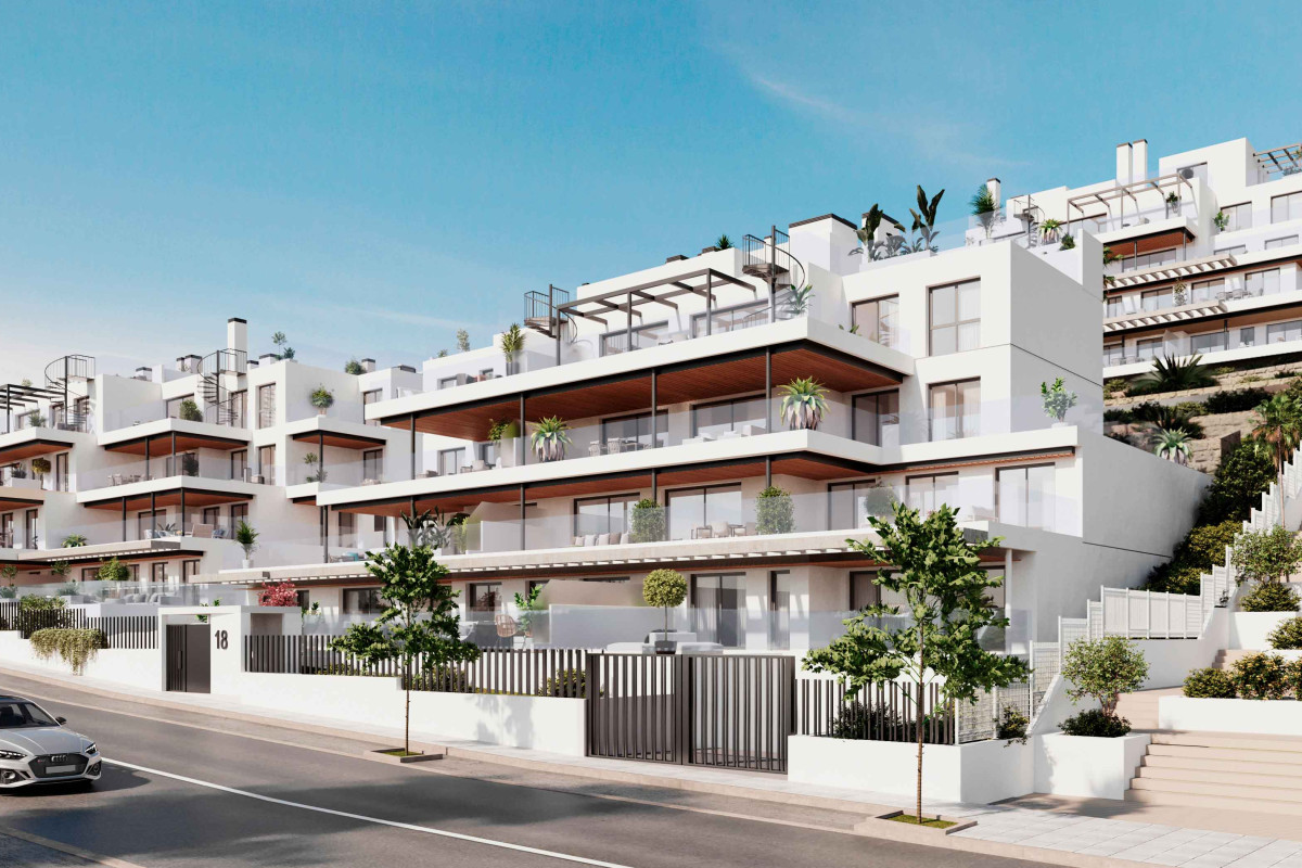 Venta de ático en  Calle República Checa, Estepona photo 2