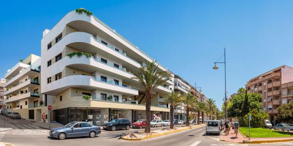 Продажа квартиры на Avenida de las Habaneras, 67, Торревьеха
photo 1