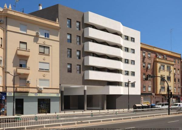Piso en venta en  Avenida Primado Reig, 25, València photo 2