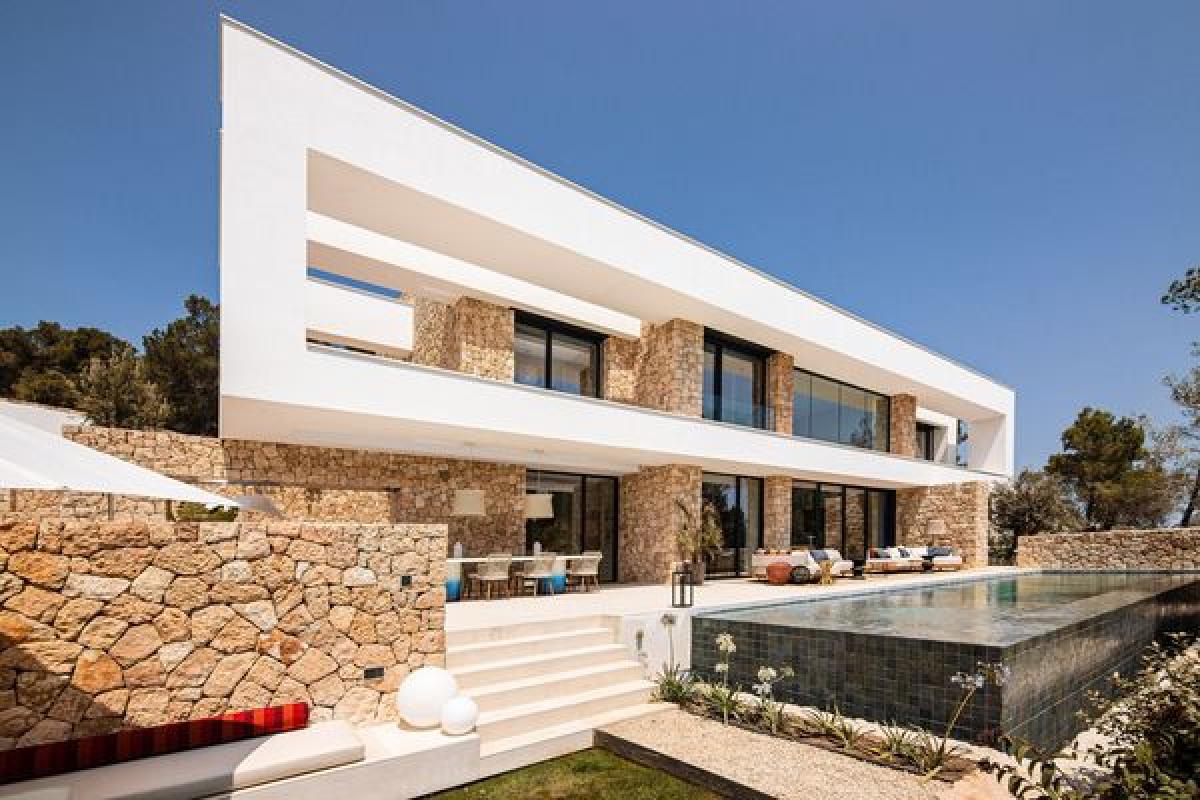 Obra nueva Corallisa en Santa Eulalia del Río (Revista) photo 4