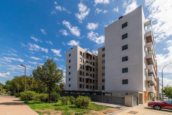 Piso en venta en Rosa Regás, 6, Getafe photo 1