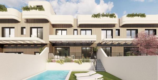 Semi-detached house for sale in  Calle Geminis s/n , Móstoles photo 2