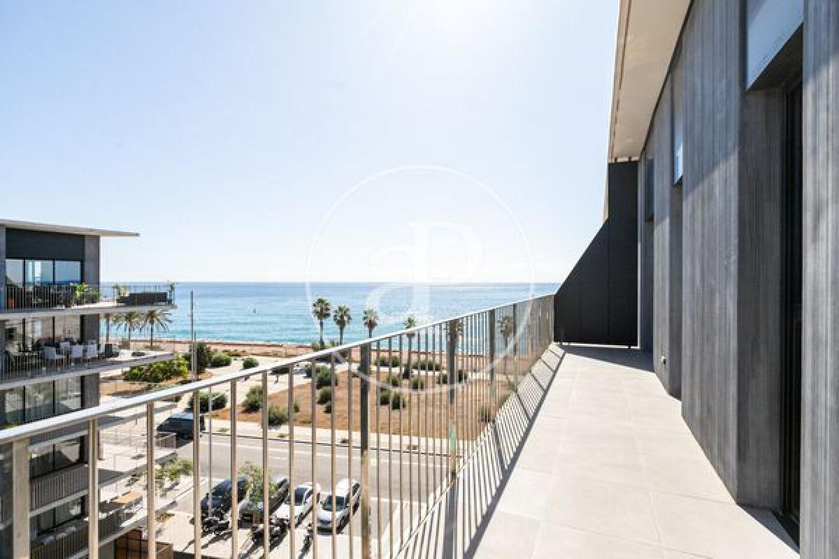 New construction Mare Nostrum in Badalona photo 4