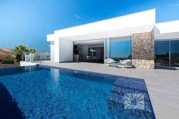 Detached villa for sale in Calle Magnolias, 169, Benitachell thumbnail 2