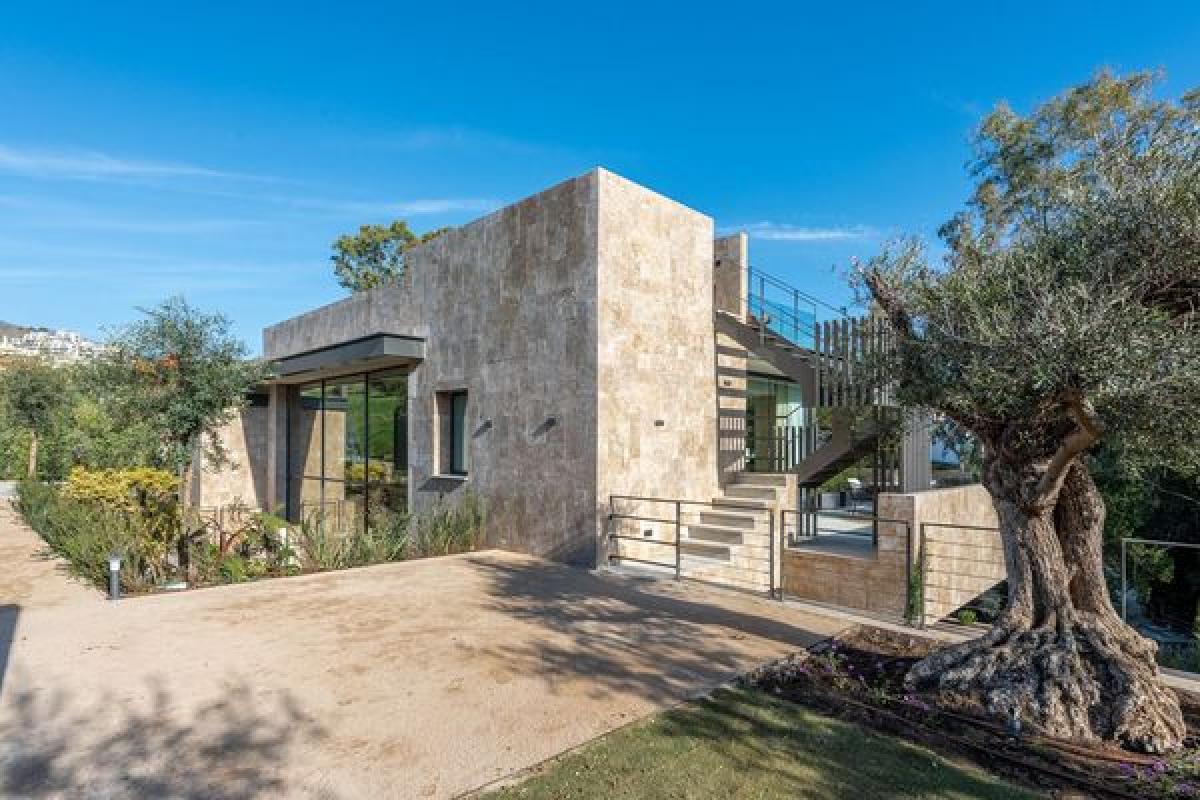 New construction Villa en La Cerquilla in Marbella photo 4