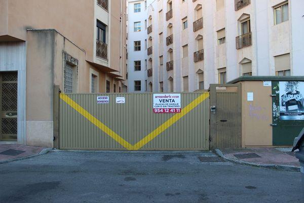 Garaje en venta en  Calle Castillo de Cumbre Mayores, 6 , Sevilla photo 3