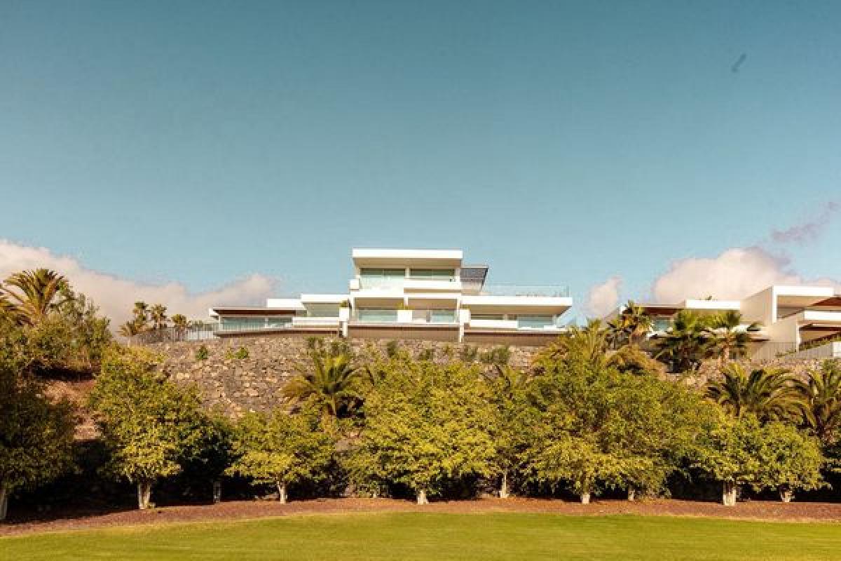 Obra nueva Los Jardines De Abama en Guia de Isora (Revista) photo 4