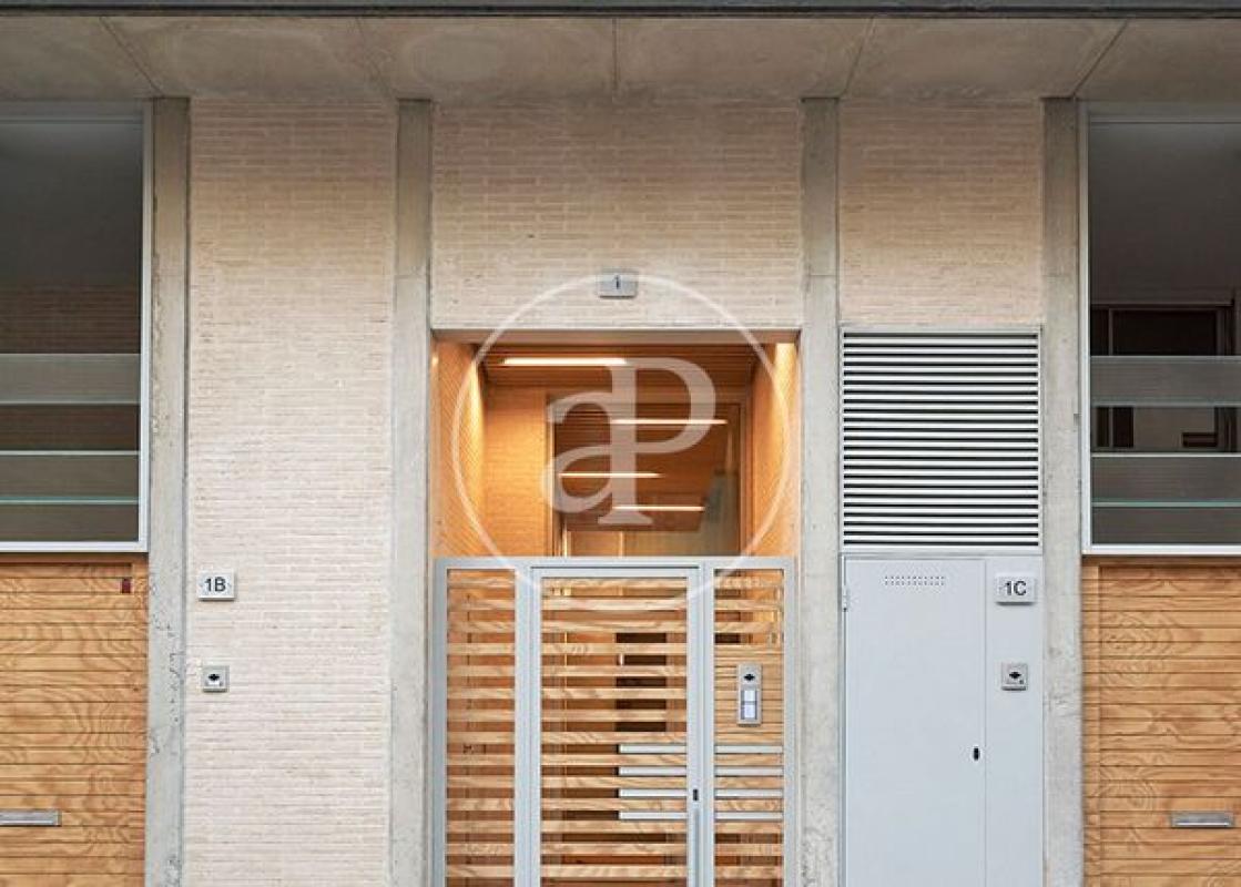 Venta de duplex en Calle Pi i Margall s/n, Hospitalet de Llobregat photo 3