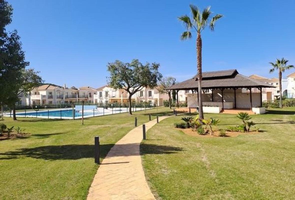Venta de chalet adosado en  Calle Ruben Dario, 4 , Ayamonte photo 4