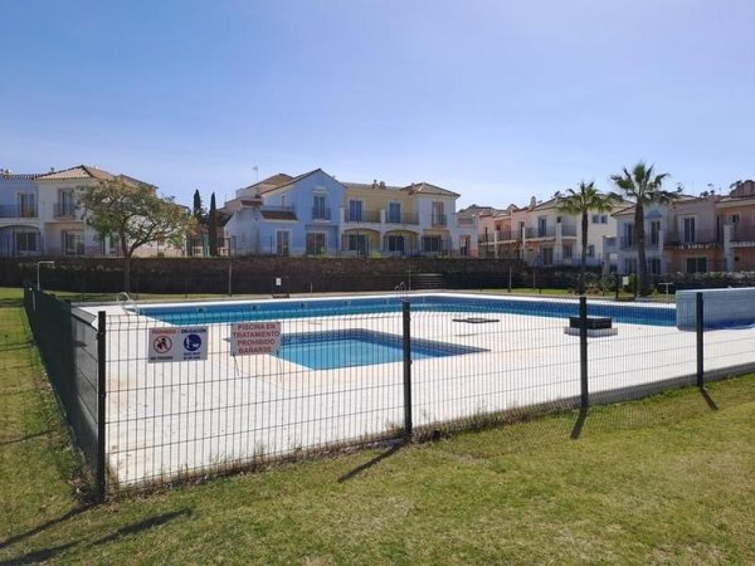 Venta de chalet adosado en  Calle Ruben Dario, 4 , Ayamonte photo 5