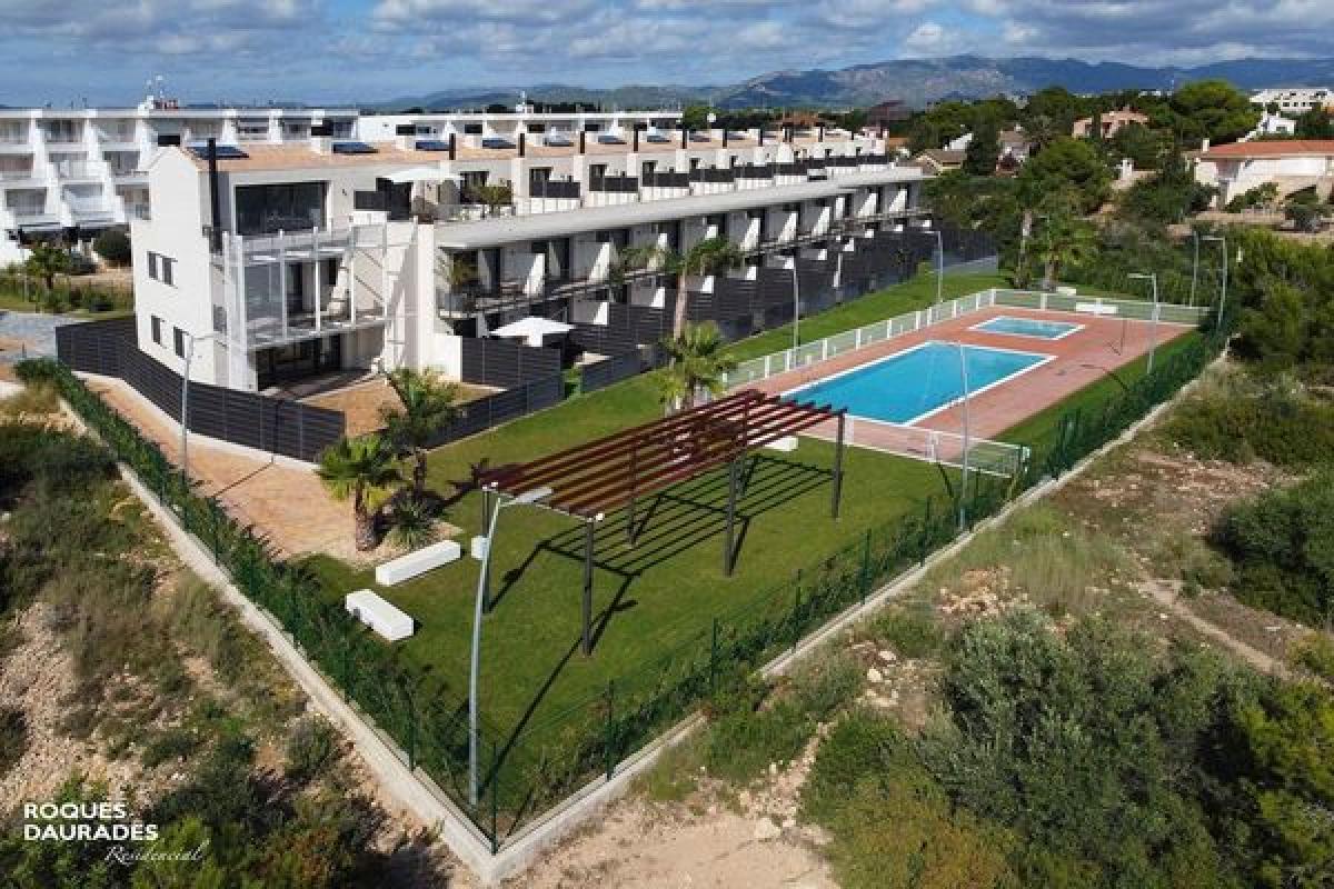 Obra nueva Residencial Roques Daurades - casas unifamiliares en L'Ametlla de Mar (Revista) photo 3