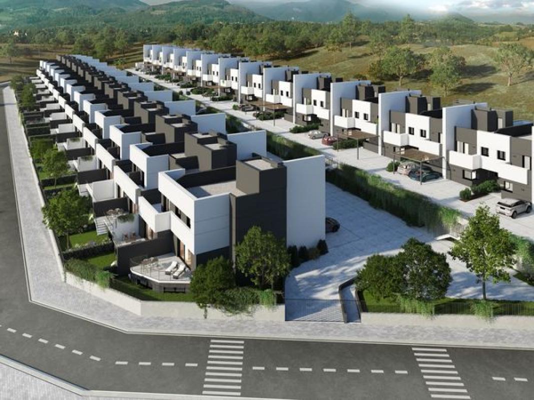 Venta de chalet adosado en Calle Margarita Salas s/n , Colmenar Viejo photo 5