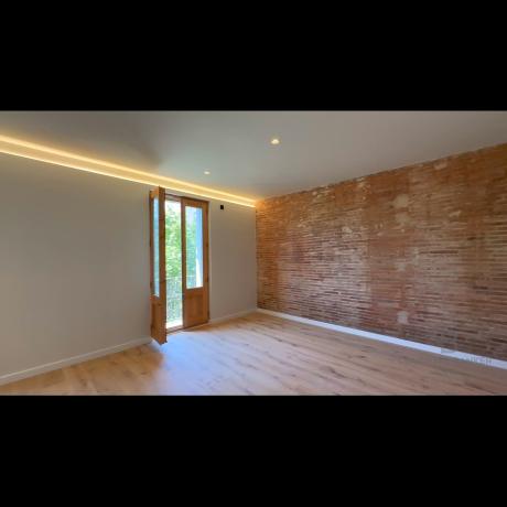Продажа новостроек Paseo Sant Joan 74 в городе Барселона thumbnail 2