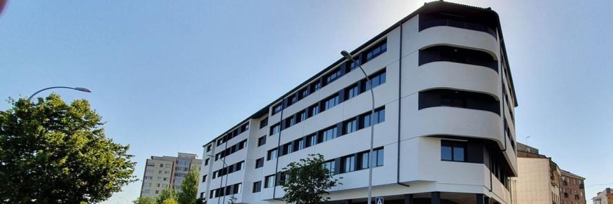 Obra nueva Edificio Poeta Pérez Parallé en Ferrol (Revista) photo 3