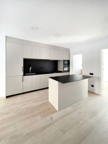 Duplex en venta en MARAGALL, 14, Badalona photo 1
