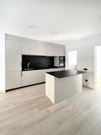 Duplex en venta en MARAGALL, 14, Badalona thumbnail 1