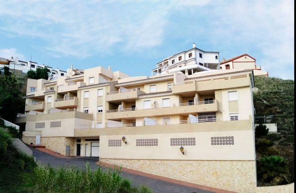 Nowa konstrukcja mieszkaniowa Residencial Las Viñas w Alora photo 4