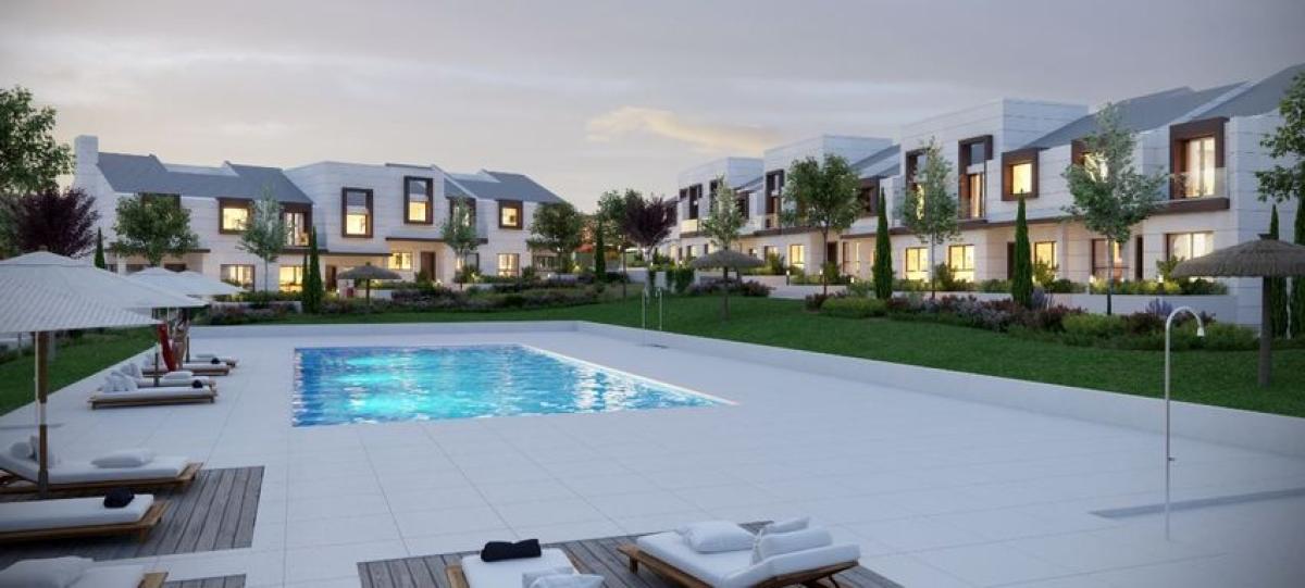 Obra nueva Villas Del Mirabal III en Boadilla del Monte (Revista) photo 3