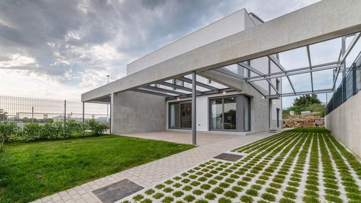 Obra nueva Lomas de Domañas en Santa Cruz de Bezana (Revista) photo 4