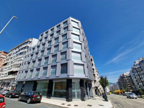 Ático en venta en Avenida Gran Vía, 54, Vigo thumbnail 1