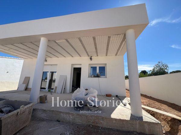 Chalet independiente en venta en  Distrito Centro, Bétera photo 4