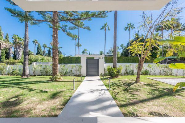 Chalet independiente en venta en  Paseo del Parque s/n, Sotogrande photo 4