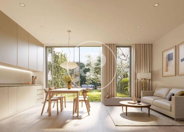 Duplex for sale on Calle Santa Rosa, 11, Hospitalet de Llobregat thumbnail 2