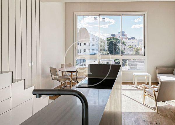 Duplex en venta en Calle Sant Felip i Roses, 49, Badalona photo 4