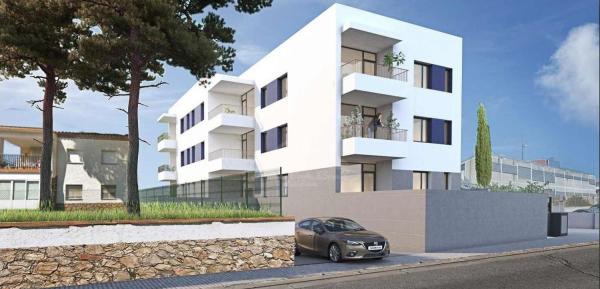 Piso en venta en Calle Provençal, 20, L'Escala
thumbnail 1
