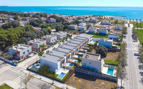 Terraced house for sale at  Calle Soria, 14 , Cambrils photo 2