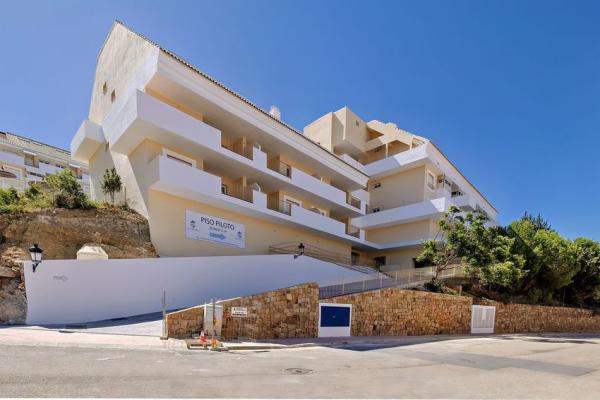 New build Royal Duquesa Hills, Developments in Manilva  
 photo 2