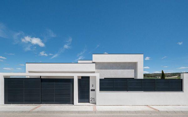 Detached villa for sale in , Renedo photo 4