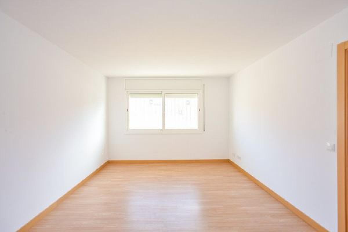 Piso en venta en La Bisbal d'Empordà, La Bisbal d'Empordà
 photo 4