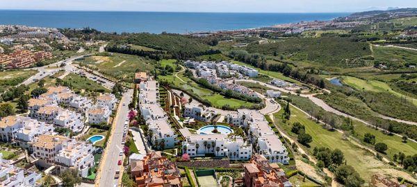 Mieszkanie na sprzedaż w  Calle Casares Golf Garden s/n, Casares photo 4
