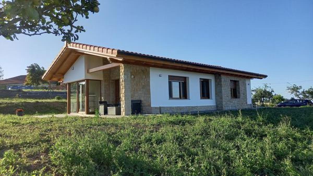 Obra nueva Vivienda Unifamiliar Bañugues en Gozón (Revista) photo 3