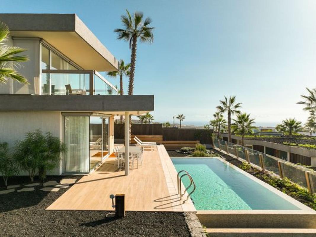 Obra nueva Las Villas del Tenis en Guia de Isora (Revista) photo 3