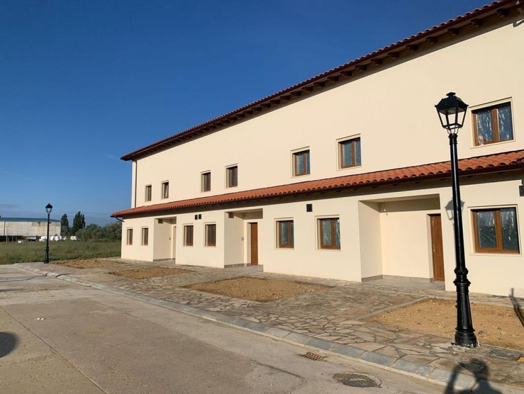 Obra nueva Nueva Promoción de Viviendas en Carrion de los Condes (Revista) photo 2