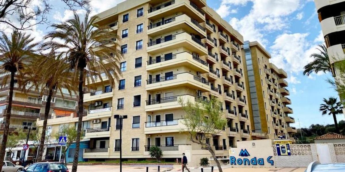 Venta de piso en Paseo Marítimo Rey de España, 96, Fuengirola
photo 3