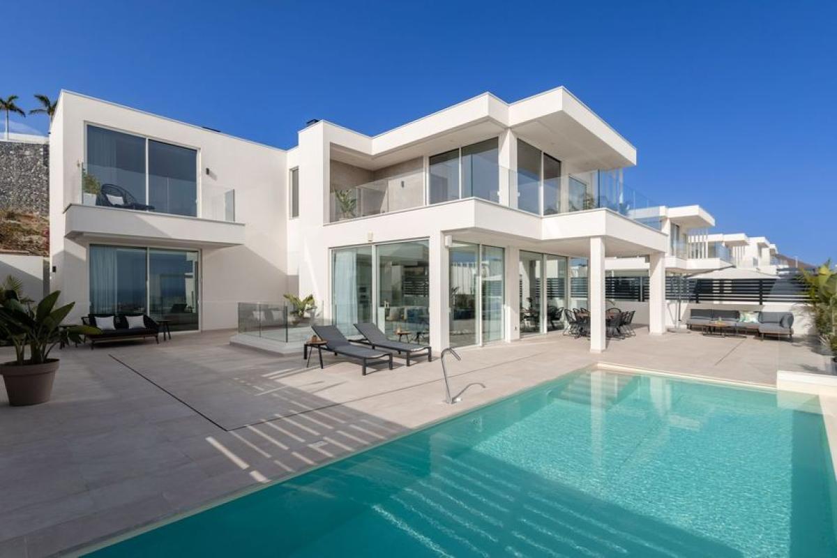 Obra nueva Serenity Luxury Villas en Adeje (Revista) photo 2